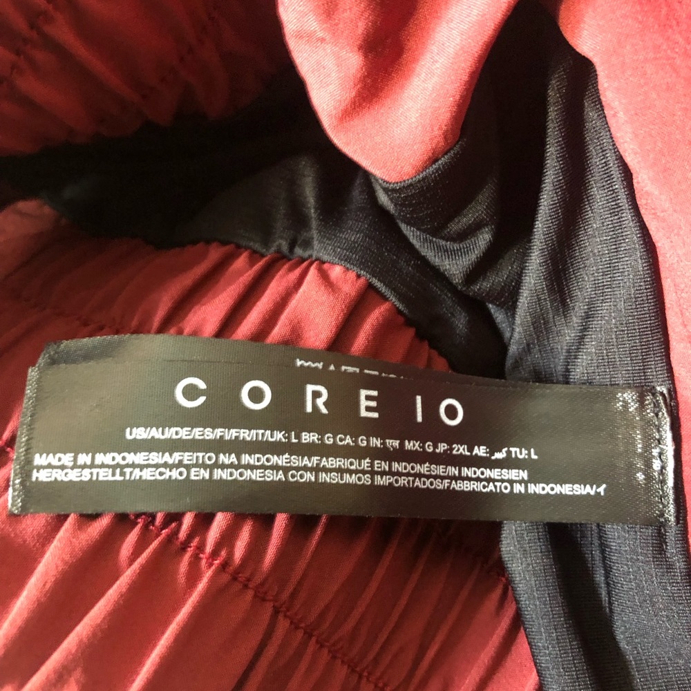 Core IO Standard-Fit Ruched Waistband Woven Running Shorts - Picture 6 of 6